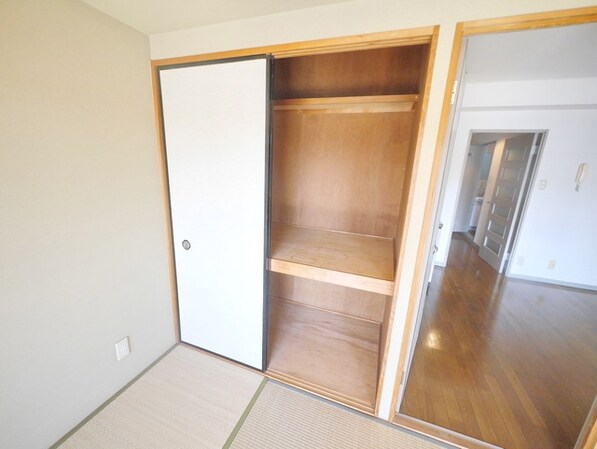 アーヴァンパレス松木の物件内観写真